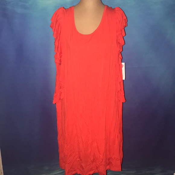 🌟NEW🌟 ruffle dress - Picture 2 of 4